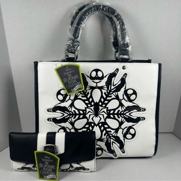 Loungefly Disney The Nightmare Before Christmas Heart Logo Set - Picture 1 of 10